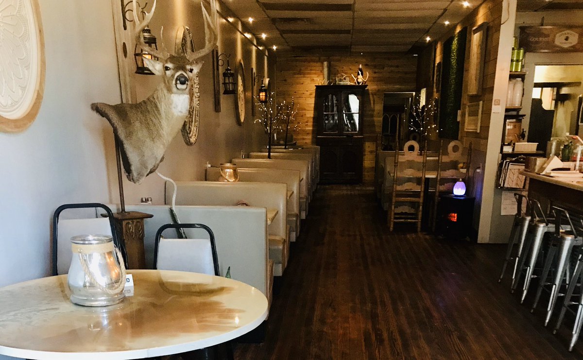 natecrane's tweet photo. My sister’s restaurant, Crane’s FarmHouse, in Shelbyville, Missouri is opening to customers tonight by reservations only. Takeout orders are also an option. 

At least it’s a start in getting back to normal. https://t.co/GV8UnSVdP1