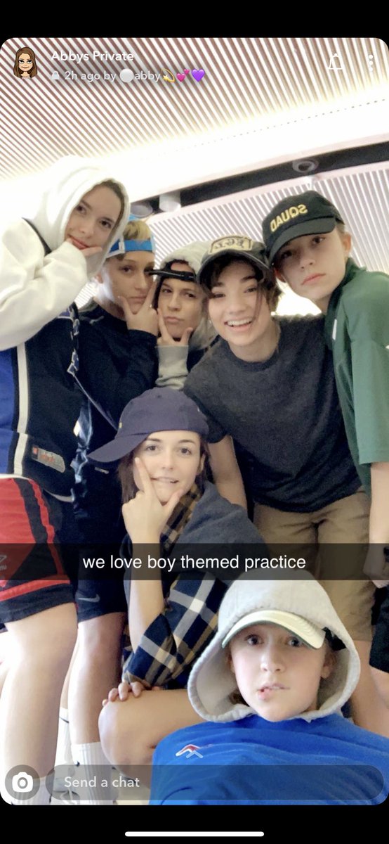 valtersigni's tweet photo. Happy birthday Lauren!! I hope you have a great day! I’m going to miss being your running buddy for cheer! I miss and love you!!🤍🤍💋 @Lauren3224 https://t.co/dh0MApQ5uq