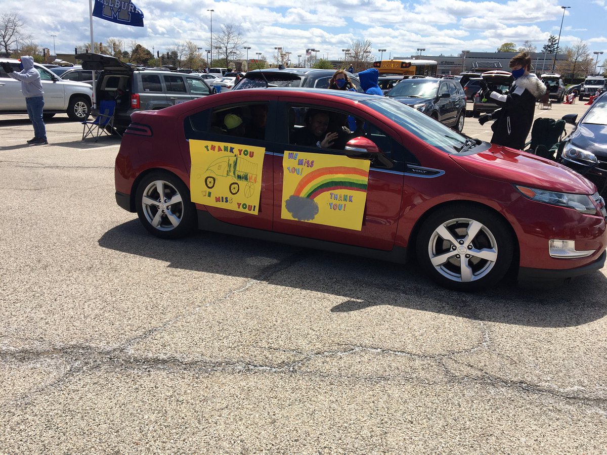 snblue22's tweet photo. Millburn Parade today! So good to see students and staff! Even if it was at a distance with masks! #d24inspires #millburnmustangs https://t.co/HKHaqYZVEl
