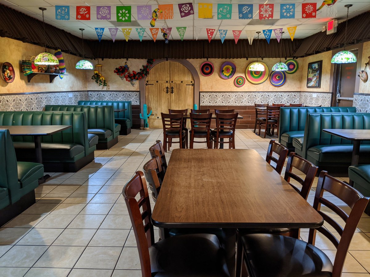 lapotosinatn's tweet photo. We are open, and operating with social distancing measures. Come visit us today! #lapot https://t.co/4sDO1IBkDA