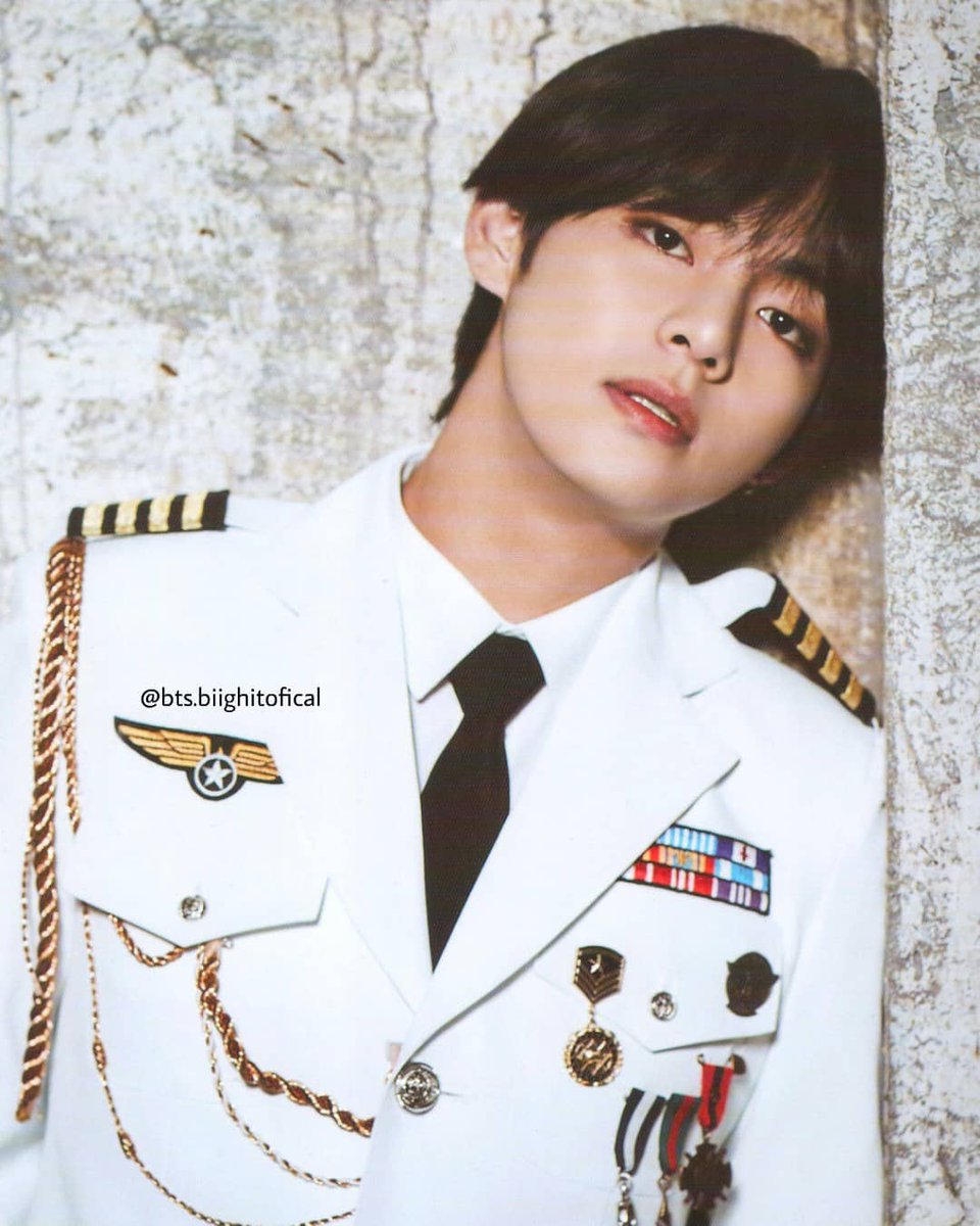 YuiNoona's tweet photo. Do you want BTS to join military ?😭
#BTS #BTS_OF_THE_DAY #BTSARMY #BTS_twt #BTSJIN #BTSV #bts_army_bulletproof_together #btsjhope #JHOPE #Jinkook #Jinyoung #ArmysGoingToJailParty #ARMY_MISS_BANGTAN #army_comeback_kit #army_project https://t.co/Wey00b4OoN