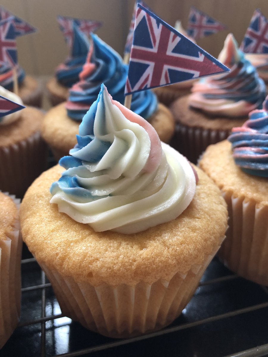 SGoscombe's tweet photo. Thought it was time to share a bit of my own baking as so many of the @PlantbrkSchool students have been sending in such amazing photos! Happy VE Day! #VE75 #baking https://t.co/4VjciptDiQ