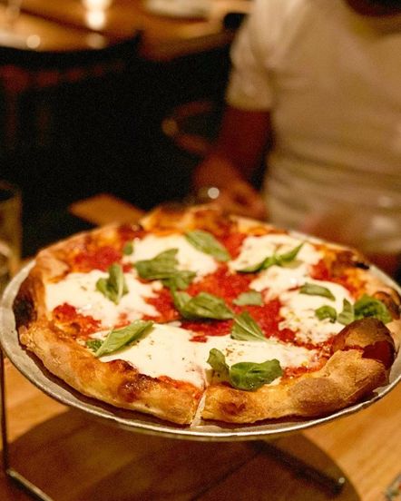 All you need for a Friday night at home... maybe a bottle of wine too 📸: @thebayareafoodie