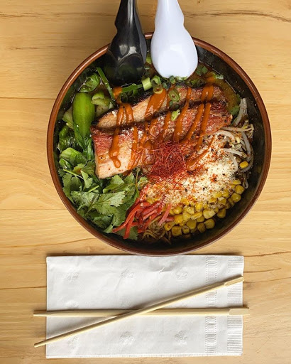 Hot off the press! 🔥 Oni Ramen has opened their indoor seating at 25% occupancy, and is continuing curbside pickup and delivery every day from 11 a.m. to 10 p.m. 🤤 See you there, Fort Worth! 📷: prestonrgarza
