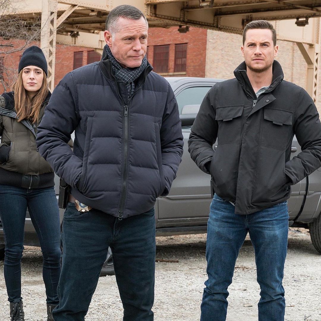 📷 | <a href="/jesseleesoffer/">Jesse Lee Soffer</a> via Instagram

"Missing my work fam today! Somewhere out there in the land of make believe the intelligence unit is still grindin 💪 Hope everyone is staying home and staying safe out there. #ChicagoPD"