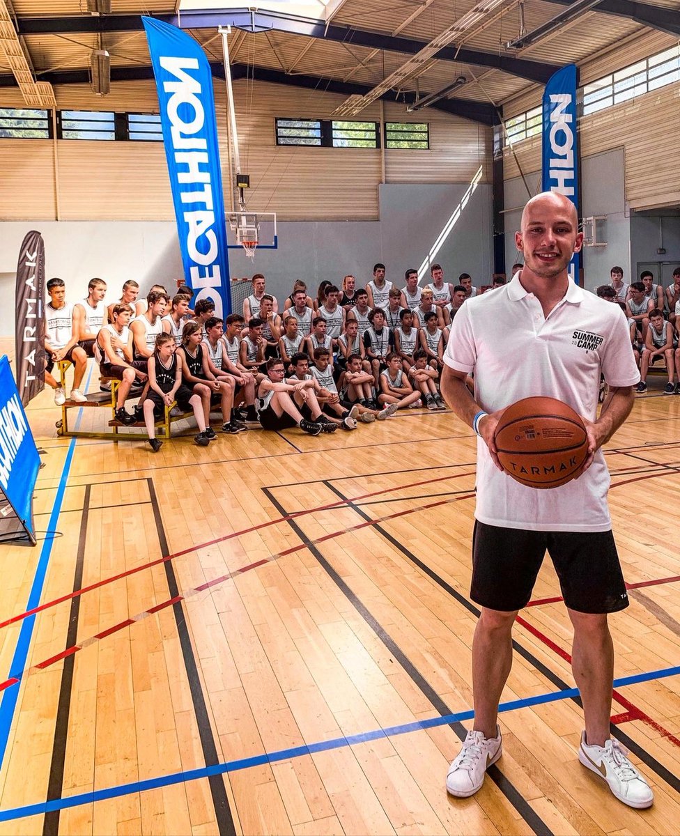 Hey <a href="/Decathlon/">Decathlon</a>!

Ne vous inquiétez pas ! Nous on connaît vos vraies valeurs 🤜🏻🤛🏻

N'est-ce pas <a href="/hoopsidia/">Hoops I did it again</a> 😉