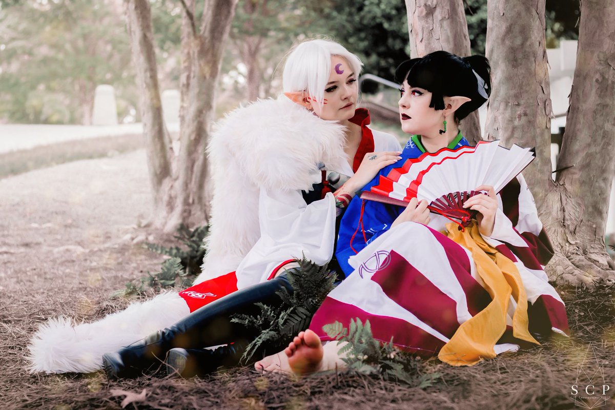 sunsetdraculete's tweet photo. I'm also a fan of the Sesshomaru/Kagura ship that was hinted at in both the Inuyasha manga and anime.

Sesshomaru is @bepcosplays 
Kagura made and worn be me 
Photo by Shashinka Cosplay Photography https://t.co/8xiYuSYhm5