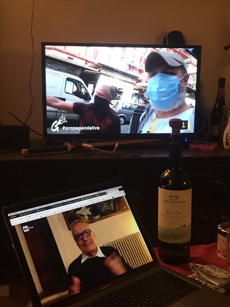_alecsalecsa_'s tweet photo. Vi abbiamo mutato giusto il tempo di festeggiare la miglior regia al maestro #Bellocchio ai #david2020. Viva!!! 
@welikeduel #VAR #propagandalive https://t.co/w1372WINtG
