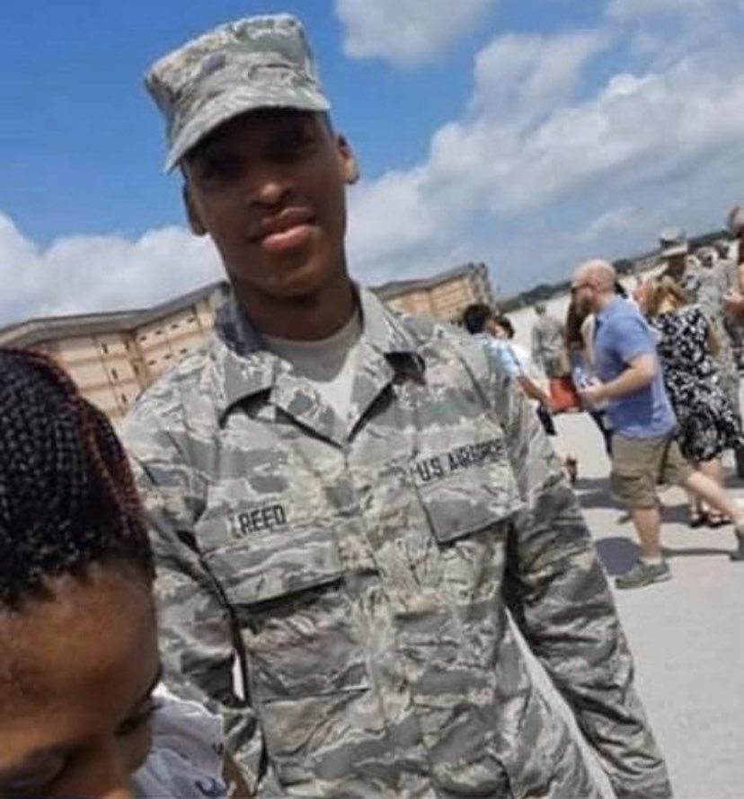 CamistheOne10's tweet photo. #JusticeForSeanReed “The officer joked that this one will be a closed casket”... Now I understand why my dad had so many guns.. wow #AhmaudAubrey #FridayVibes #seanread #AirForce @cnn @DailyMail @cardib https://t.co/VoqgQHNMNc