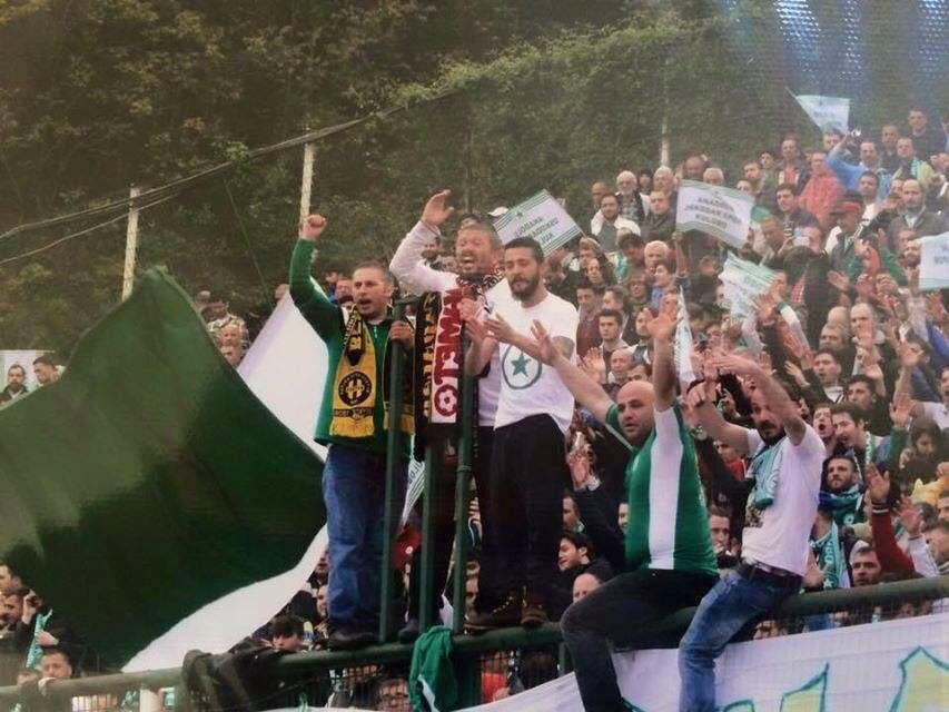 Biz kardeş dediğimiz insanlar için ölmeye de gideriz gömmeye de! <a href="/by_2001/">Boğazın Yargıçları 2001</a>