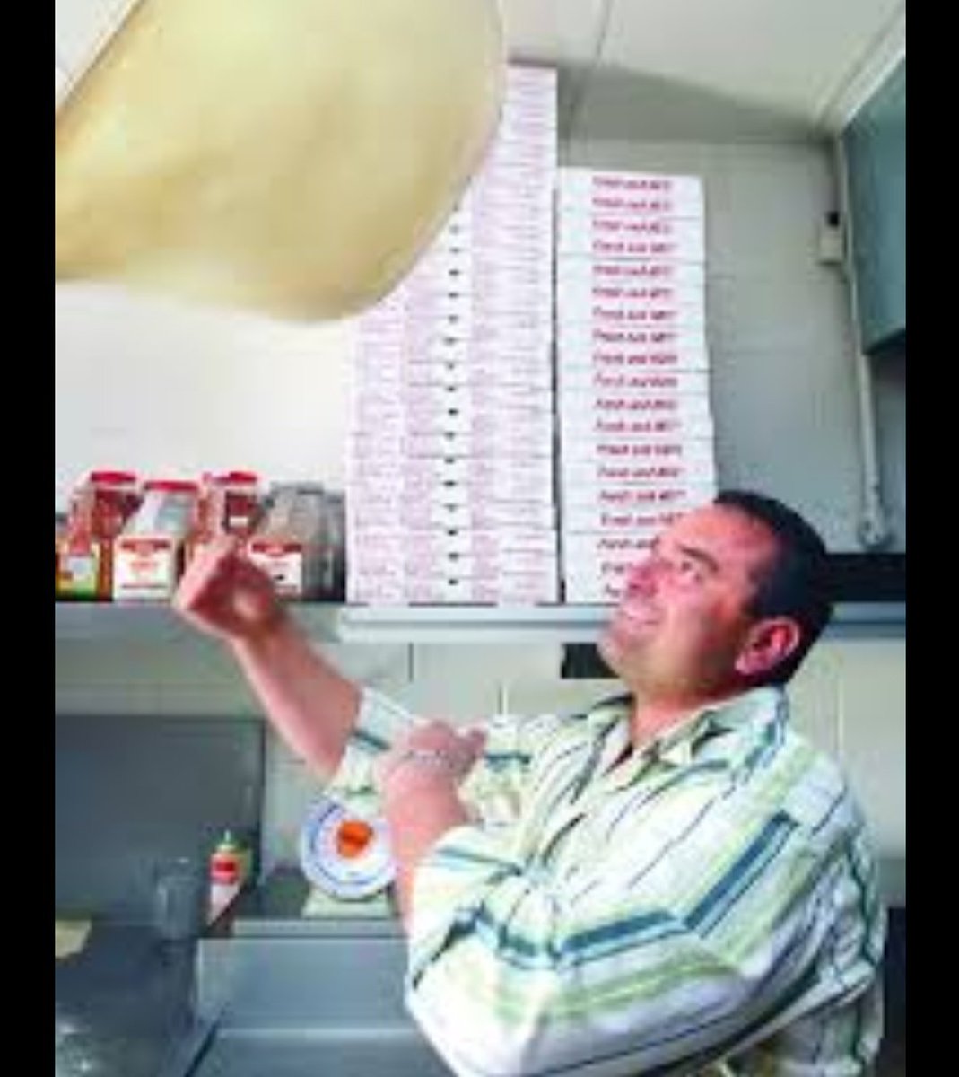 mikelirosi's tweet photo. Extremely sad week for my pops &amp; the LiRosi family

Our local mom &amp; pop shop will be closing for good on Sunday

Just a kid from Brooklyn, my dad opened in his 20s and has been in business for 38 years

SalEboys has been a staple in RR and will be missed greatly

#ThatsAllFolks https://t.co/rqrL89vtwr