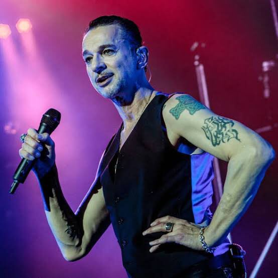 Happy birthday Dave Gahan!!!  