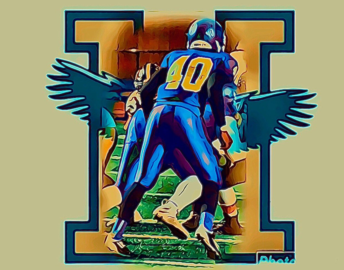 Dennis122302's tweet photo. Committed💚🔰🦅 @CoachClark_HU @DBrainard18 @WHHSPresidents @EducatorElliott @HCFootball_Pres https://t.co/dPmJKBkjrw