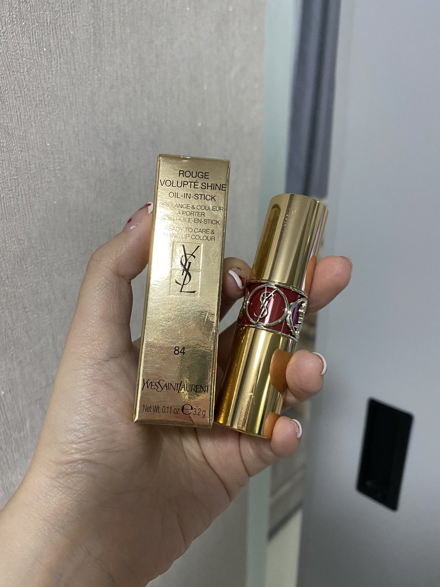 fonfondly's tweet image. แจกต่ออออ ! ใครนกมานี่แจก ysl สี 84 สวยงามตามท้องเรื่อง ประกาศไวอีกแล้ว จันทร์นี้เลย❤️ RT + Follow จุ้บๆ