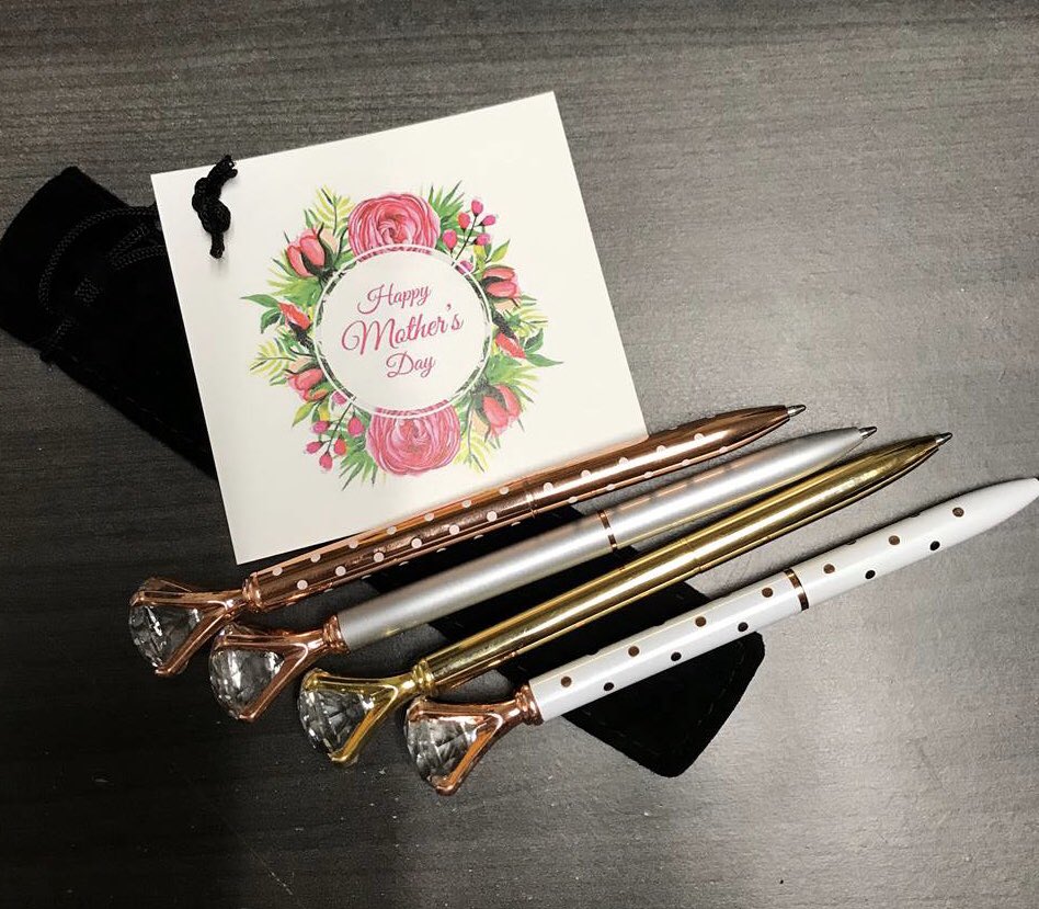 DeniseHR_THD's tweet photo. Happy Motherβs Day to all of our Wonderful Female Associates π§‘ #wearethatbuilding @ShaunaDillard @Teri_THD @troyer_paige @Mcgalec99 @GinaTHDPro3273 @Luigi3273 @MCorderoHDPRO @VeroHDPRO @JoseAriasTHDPRO @JoelLoyaHDPRO @MichaelHDPro @EdwardVEGA3273 @ice3bills @aaguilar16 https://t.co/ylMb1q5sUI
