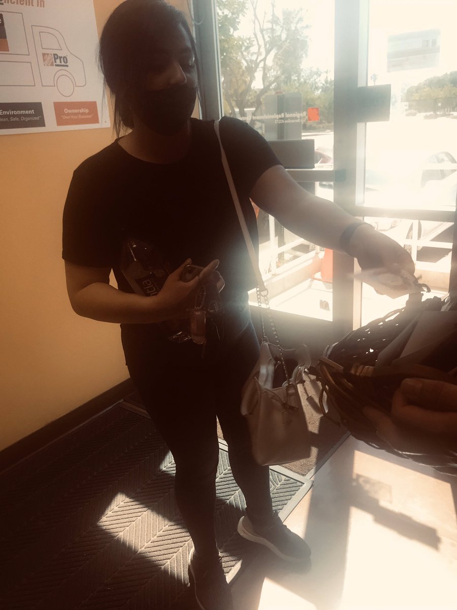 DeniseHR_THD's tweet photo. Happy Motherβs Day to all of our Wonderful Female Associates π§‘ #wearethatbuilding @ShaunaDillard @Teri_THD @troyer_paige @Mcgalec99 @GinaTHDPro3273 @Luigi3273 @MCorderoHDPRO @VeroHDPRO @JoseAriasTHDPRO @JoelLoyaHDPRO @MichaelHDPro @EdwardVEGA3273 @ice3bills @aaguilar16 https://t.co/ylMb1q5sUI