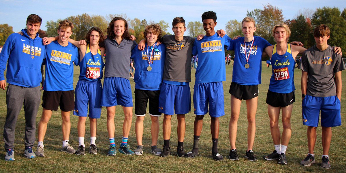 This was not how we wanted the Class of 2020 to end their senior year, but I know these seniors will go on to do great things. A throwback to XC Districts this fall. Good luck boys! 💙💛 @gahannaxc @GLHS_Athletics #OnePrideOneFamily