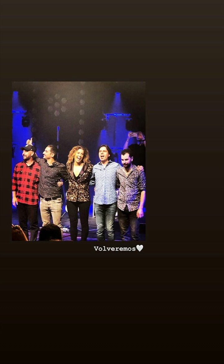 Algarc's tweet photo. #Peixes #UnDiaMenos #TLDDTS 💙 https://t.co/rr93ozp1NH