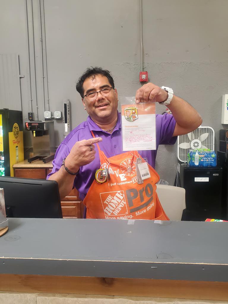 Loree Jenkens-Ray (@manneray) on Twitter photo David Jimenez,  Pro Cashier,  is awarded cashier of the month for April. 
Thank you for your hard work and for taking such good care of our contractors! David Jimenez,  Pro Cashier,  is awarded cashier of the month for April. 
Thank you for your hard work and for taking such good care of our contractors!