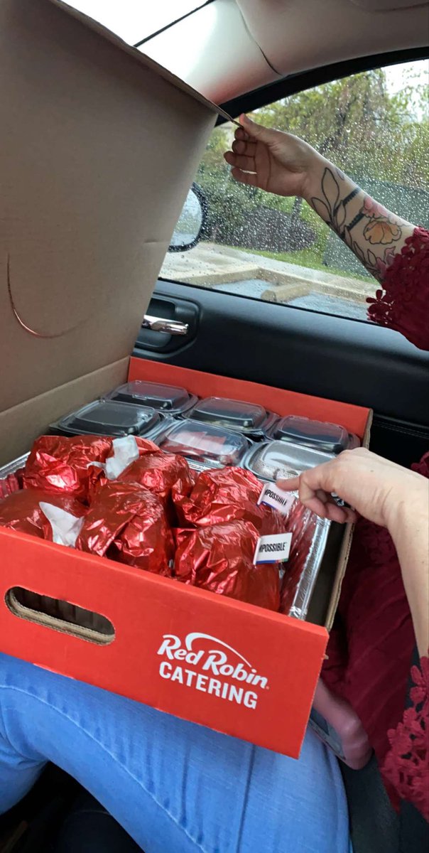 LMNeuhauser's tweet photo. @redrobinburgers Edwin killed it in Lionville today. He took our crazy order and made it happen! Couldn’t be happier!! https://t.co/zlncjdggoC