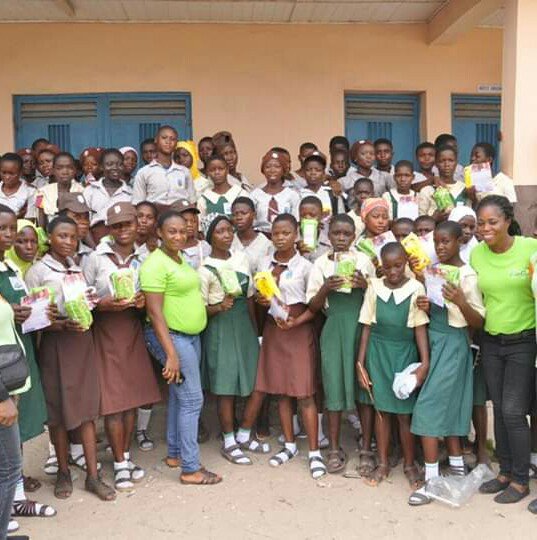FeyiNation's tweet photo. Yet another set of years throwback pictures on Menstrual hygiene and free sanitary pads give out.
.@HameedatBalogun
.@HPovertyRelief
.@femaleandmore
.@riseupforgirls
#Girls
#girlsissues
#menstrualhygiene
#sanitarypads https://t.co/GBk675gGFq