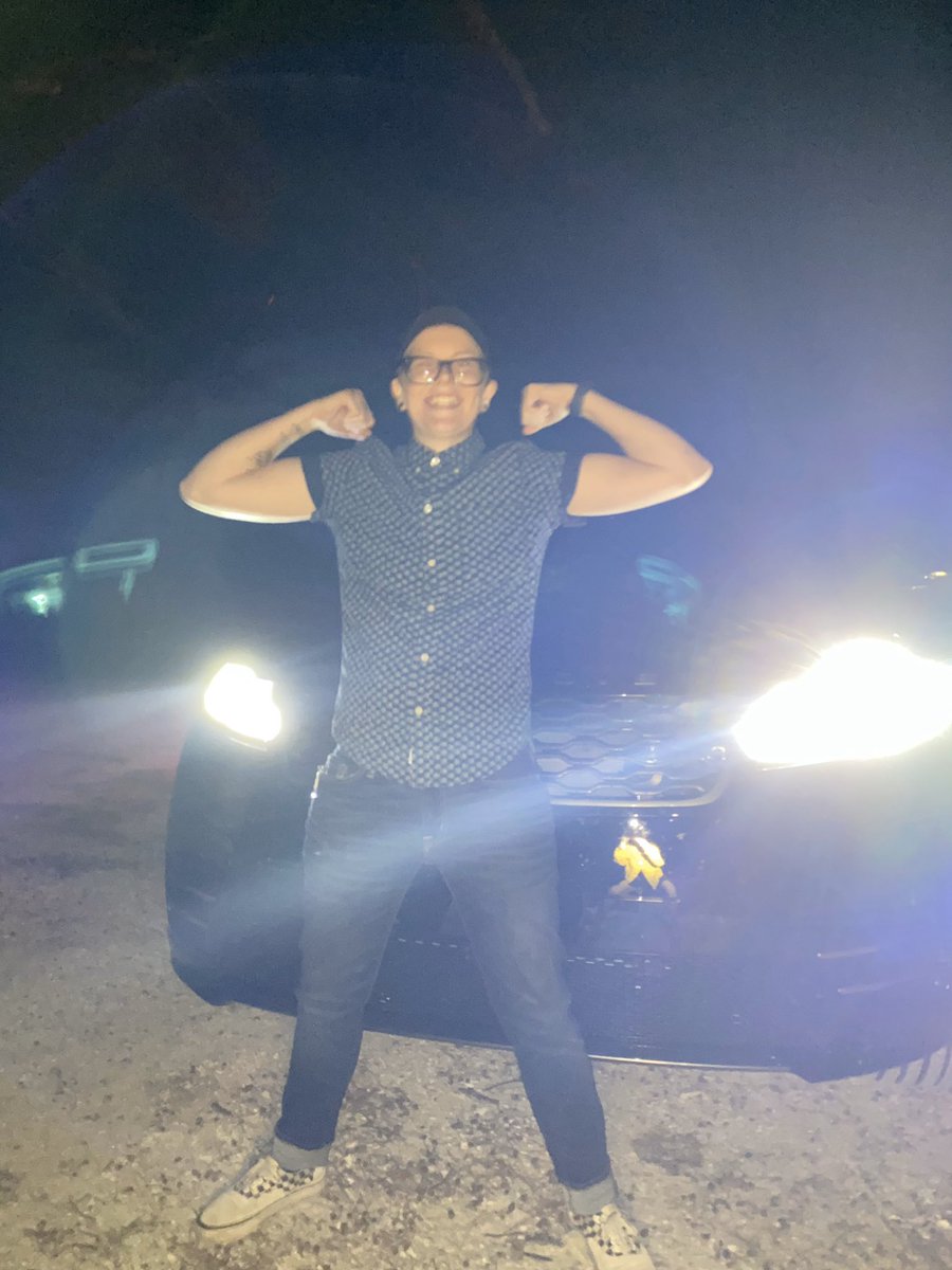 breeze239's tweet photo. I drove my life-long dream car last night and I fucking loved it π #2020RangeRover https://t.co/okPMopZGW3