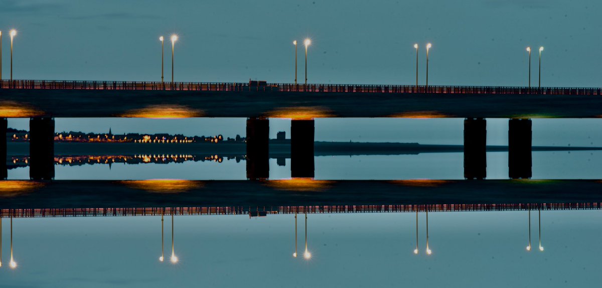 APP_Photo's tweet photo. Still working so haven’t had the opportunity to look through old photos on various drives.  For the next week or so I will post a photo of things I’m missing photographing. Day 5 and it’s Dundee other bridge #tayroadbridge #dirtysensor https://t.co/Jo0mpkgqFR