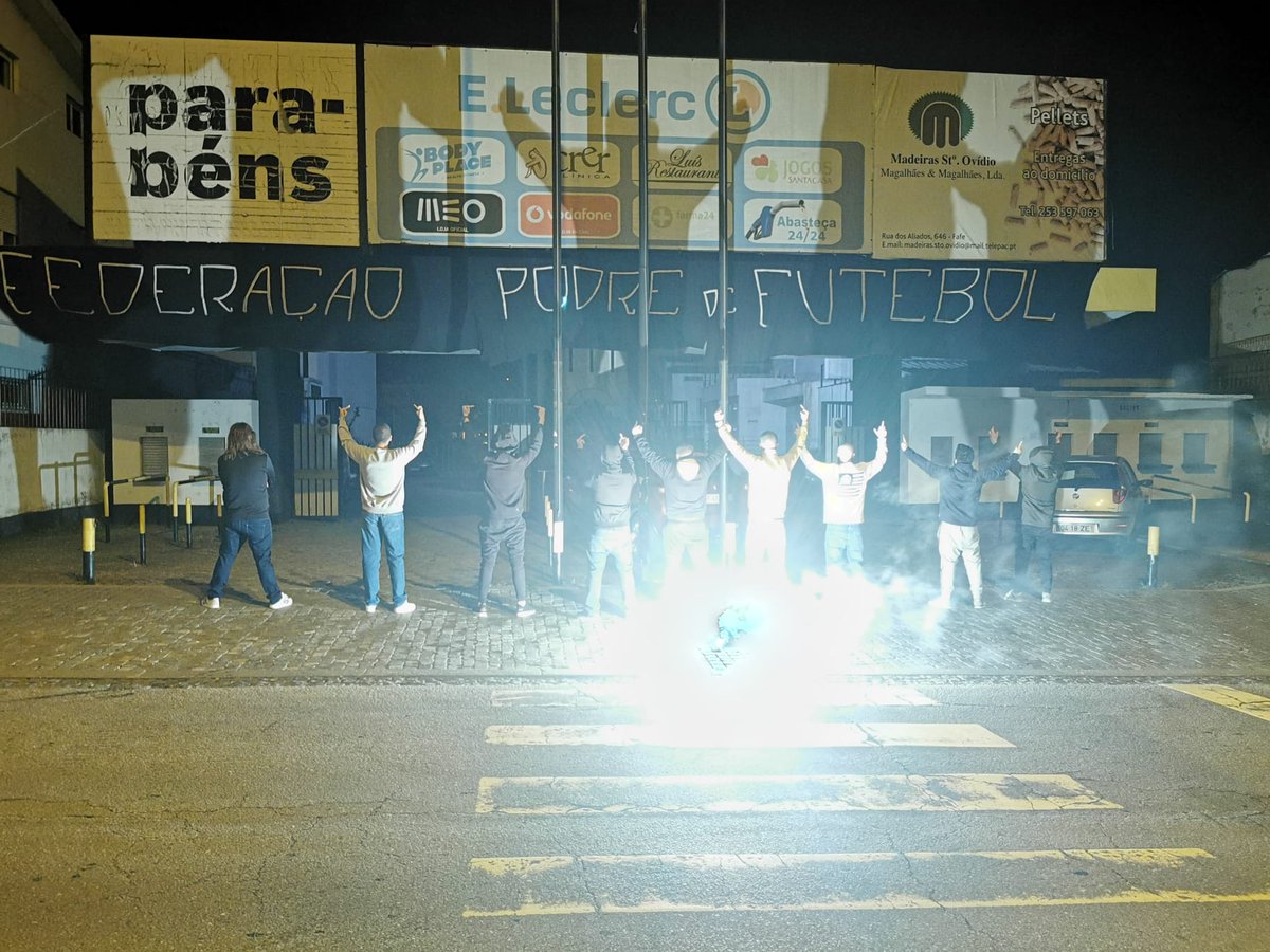 fafe_da's tweet photo. A JUSTIÇA SOMOS NÓS https://t.co/Mw8eBRbGhD