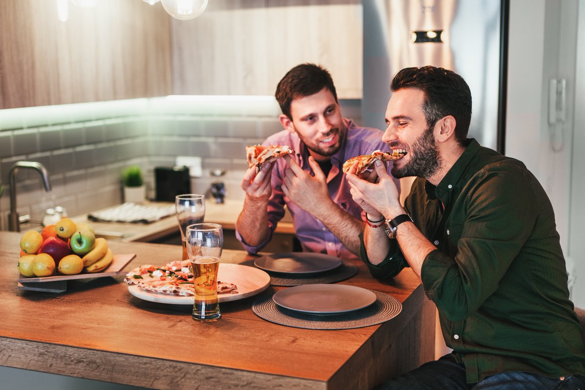 Indulge in our gourmet forno-baked pizzas from the comfort of your own home.

For contactless service: view our menus, order &amp; pay online at smackdabmanteo.com or find us online on <a href="/SkipTheDishes/">SkipTheDish</a> or <a href="/DoorDash/">DoorDash</a>. 

#EldoradoResort #SmackDAB #PizzaNight #DateNight  #OrderOnline