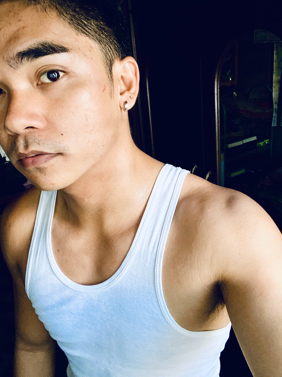 javesonlaungay1's tweet photo. Pawis pa more. 🏋🏻💦 #goodmorningworkout https://t.co/xZy1MlL9HJ
