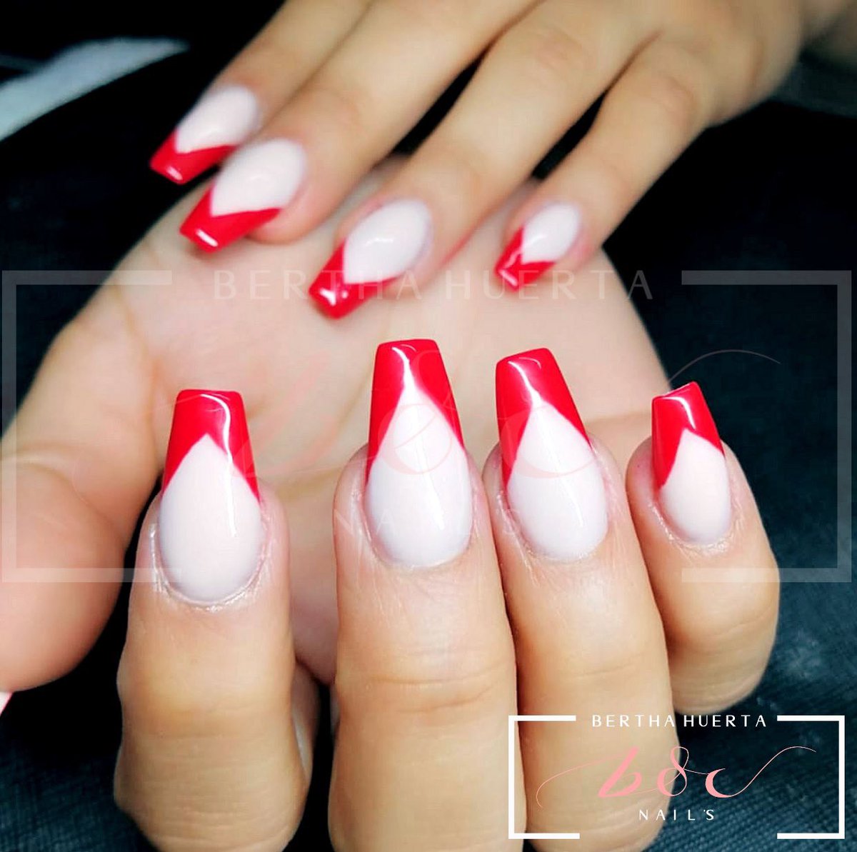 bcnailsbybertha's tweet photo. ¡Gracias por su preferencia!

#uñas #diseñosdeuñas #nails #workshop #nailssalon #nailsspa #extensiondeuñas #esmaltado #manicure #berthahuerta #glitternails https://t.co/SO9TU4in05
