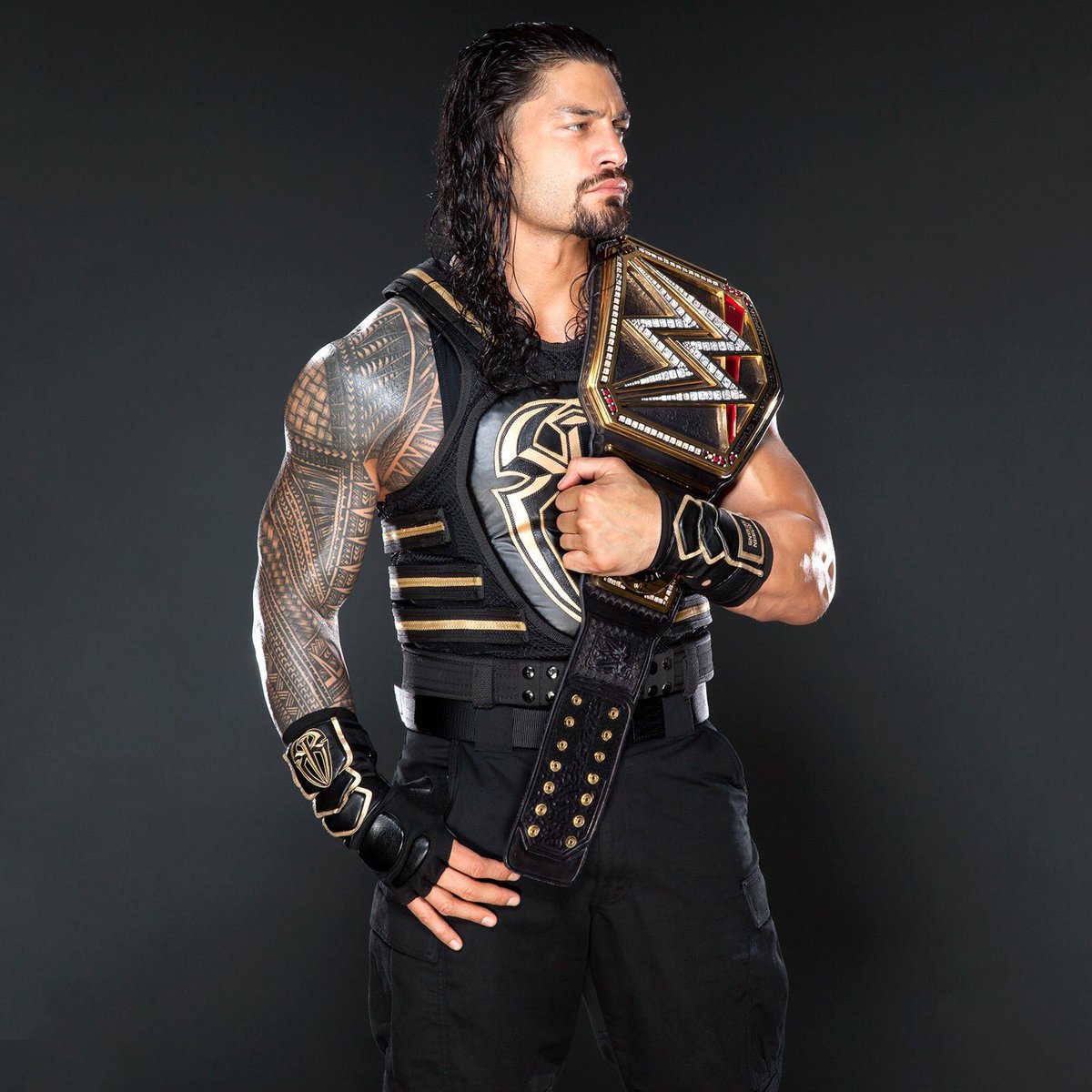 ShanKha93028938's tweet photo. Former #WWE and #Universal_Champion https://t.co/KwF8y8FmrL