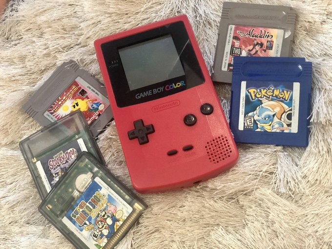 Friday vibes. https://t.co/aiAcQ4DLIw