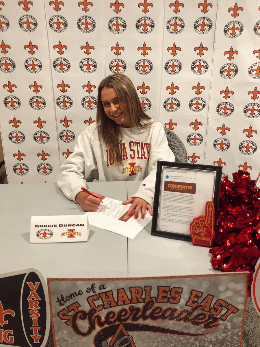 duncan_gracie's tweet photo. I am extremely excited to announce I will be continuing my cheer career as a Iowa State Cheerleader #gocyclones #cyclonecheer @coachjohnnieb @STCECCR @STCEathletics @CycloneCheer https://t.co/eB2vkJIvBK