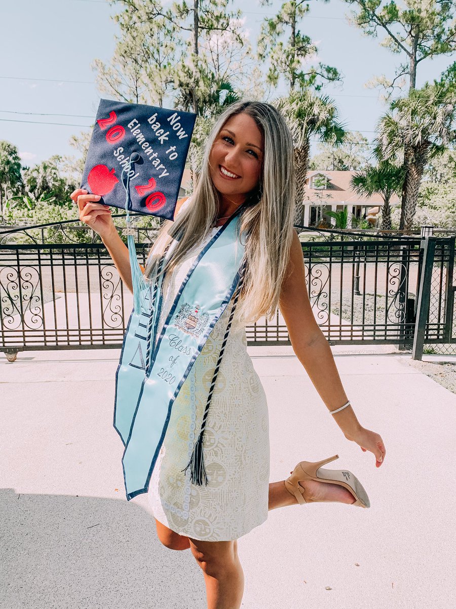 Ms_Rothberg's tweet photo. Officially an FAU grad!🎓 Now back to Elementary School!🍎 https://t.co/Iz52ZqsLMC