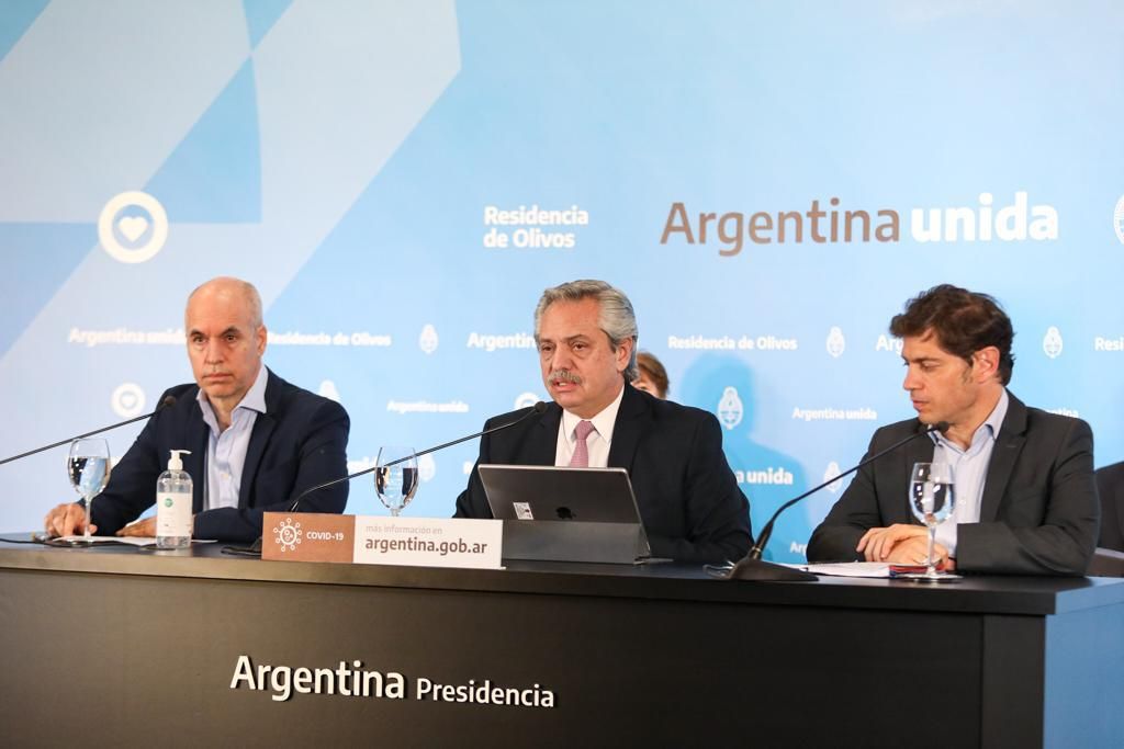 Con información concreta,  <a href="/alferdez/">Alberto Fernández</a> desarmó las mentiras y los intentos por confundir y dividir a la sociedad. Unidos, los argentinos y argentinas seguimos con el mismo compromiso de defender la salud y la vida de todos y todas ante esta pandemia.