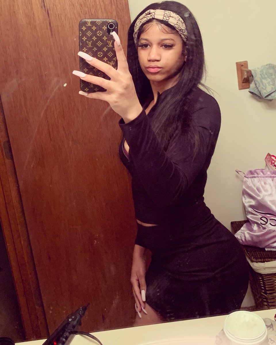lil__nesha's tweet photo. https://t.co/3pPFzVOvDD