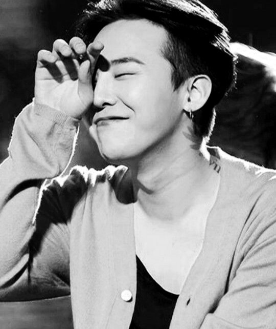 xxibgdrgn18_'s tweet photo. -> hello I'm Kean as G-Dragon bigbang
Nice to know you all

Ahh and i'm newbie so please help me^^

Followan ? Rt 🤟
Famsbest? Saya tunggu di DM ya 
Thanks 🖤🖤🤟

#roleplayerkpop #roleplayerindo 
#newbie #follobackforfolloback 
#BIGBANG #GDRAGON https://t.co/GR3hL76XCV