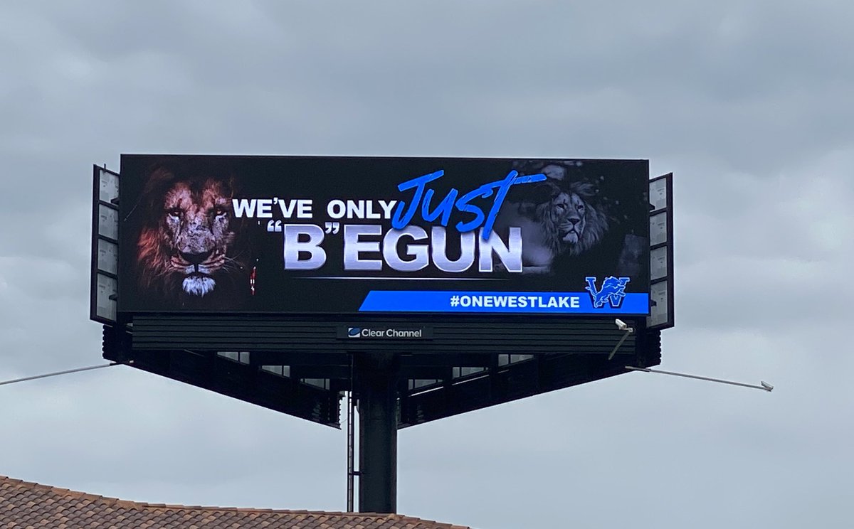 How do you show the BEST teachers in <a href="/FultonCoSchools/">FultonCountySchools</a> how much you appreciate them? Luckily <a href="/CCOutdoorNA/">Clear Channel Outdoor</a> &amp; <a href="/laurae925/">LBoogie</a> had the answer! Thank you for helping us with a surprise recognition for our <a href="/westlakelions/">Westlake High School</a> teachers on the biggest stage possible! I love &amp; appreciate you all!