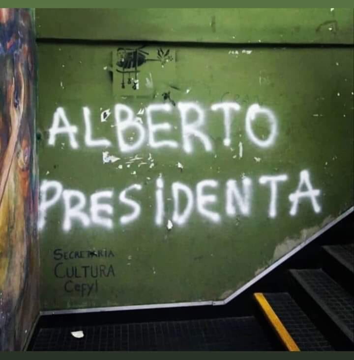 lolitviste's tweet photo. Siempre #albertopresidenta 🤍 @alferdez https://t.co/gTdQyXYWZd