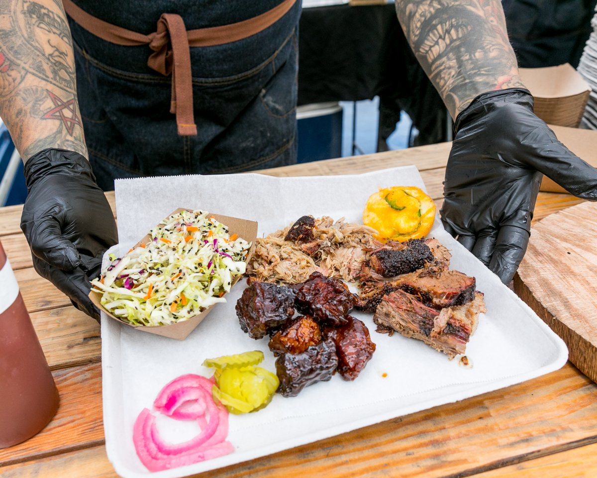 Boomtownbrewery's tweet photo. Saturdays at Boomtown means BBQ! @HHsmokedmeats joins us from 12-7pm with curbside pick up on their delicious smoked meats, combo plates and sandwiches.
Preorder in advance at https://t.co/rEXPtzwVJN
#DTLA #ArtsDistrict #LAFoodie #EaterLA #LABBQ #LABeer #LABrewery https://t.co/0B6ZngQUvq