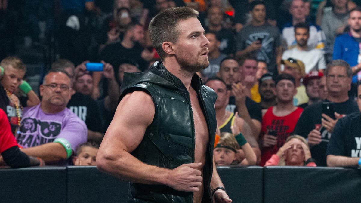 Happy birthday Stephen amell                      