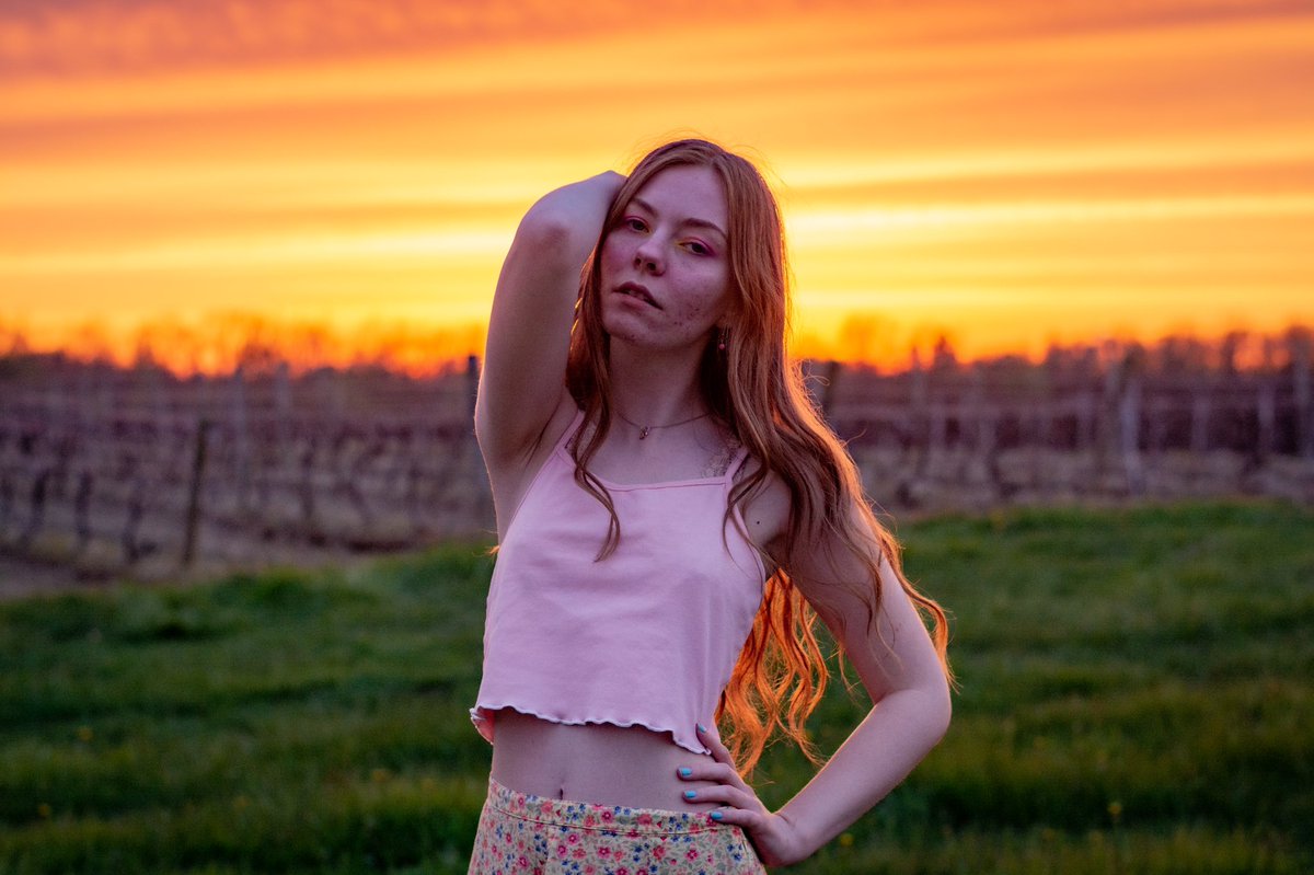 The importance of using RAW files 😂 #photography #portraitphotography