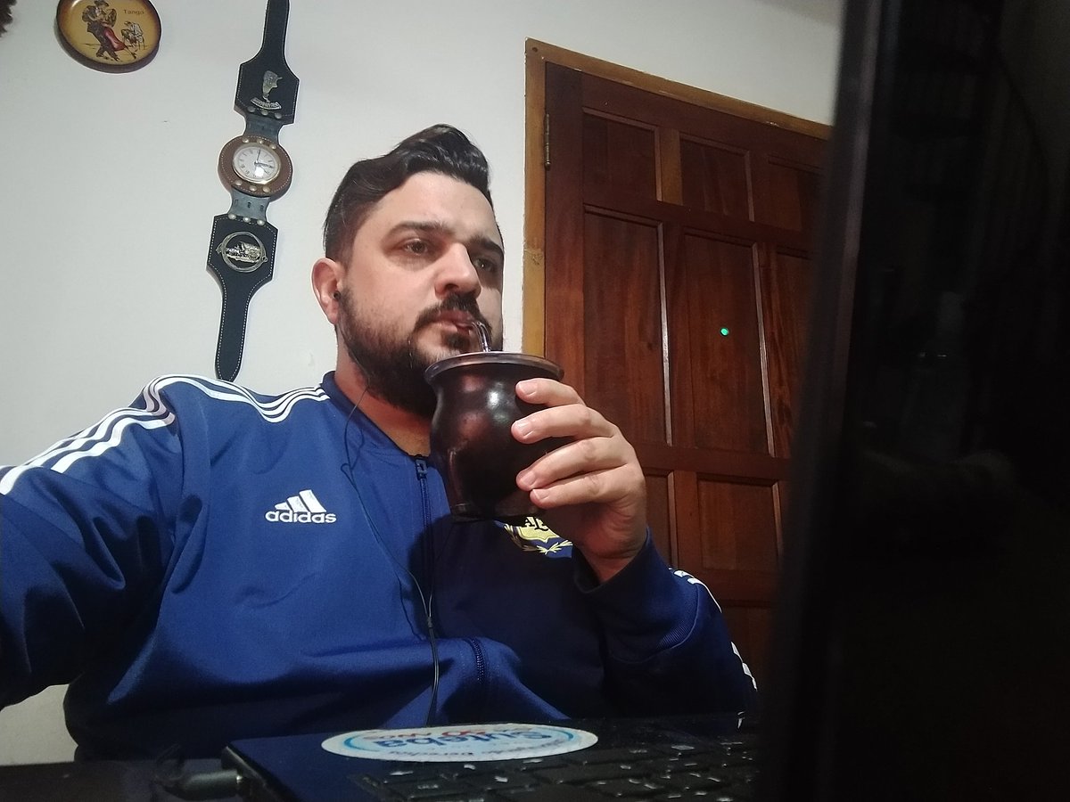 DanteBoeri's tweet image. Realizamos la reunión de delegadxs con lxs compañerxs de #Ezeiza.  
Mucho debate y organización de la demanda.
Orgullosxs de cada docente, de la solidaridad y la organización de la escuela pública y de nuestra organización sindical que siempre está presente!!!
@SUTEBAProvincia