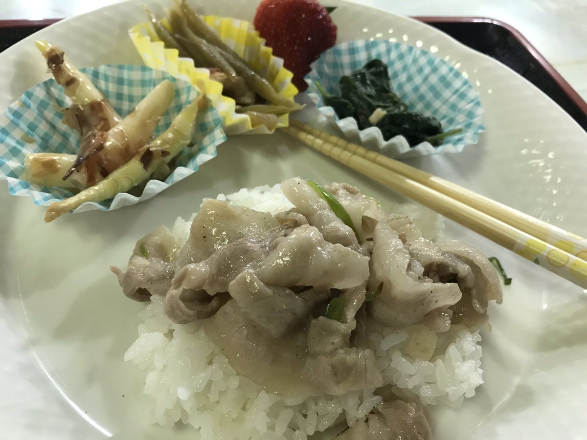 10Nk121's tweet photo. 先日のご報告
こども7人が来て来れました✨

まだ肌寒い日でしたが、こども達は外で走って走って、大人達はヒィヒィしてました😅受験生の子は先の見通しが立たず、ゲーム三昧と言ってました😆やる気も出ないよね💧 https://t.co/WyxWrqmYQW