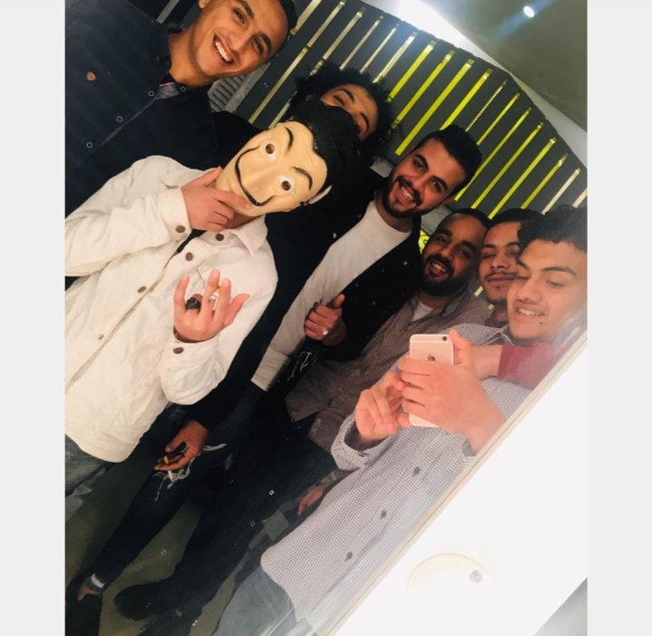 كوت بصورتك مع اخواتك الكبار⁦❤️⁩🔥⁦🇬🇧⁩