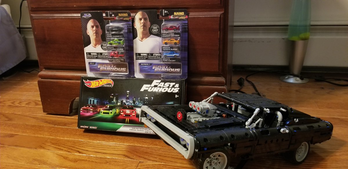 FuelednFurious's tweet image. You are never too old to have a PASSION in life!! Enjoy life and do what you LOVE!! 😀😀🚗🚗
.
.
#fastandfurious
#fastfam
#fastandfuriousforever
#paulwalker
#toretto
#carcollectibles
#modelcars
#hotwheels
#lego
#fridayfun
#fridayfeels
#weekendishere
#fridayfeeling
#fridaymood