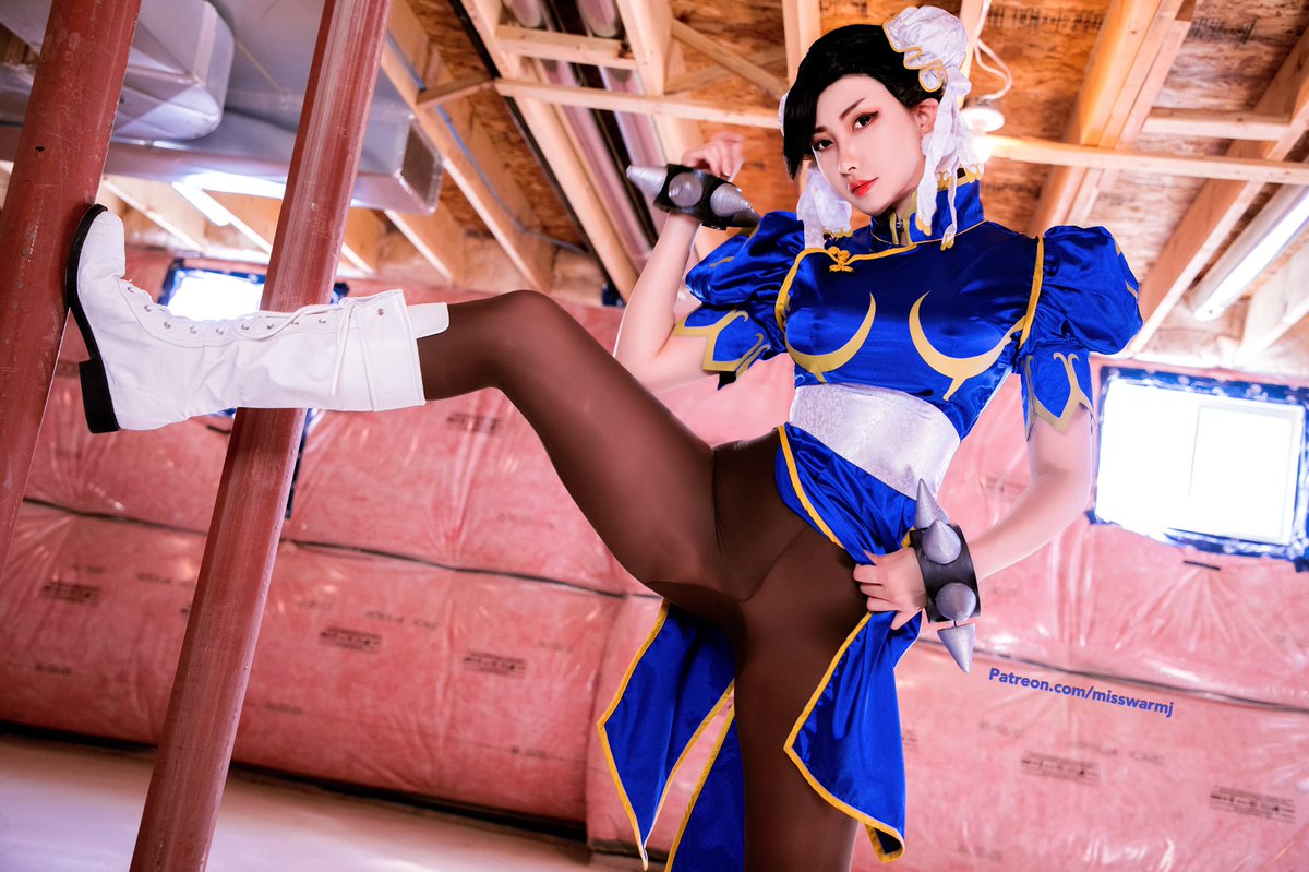 MissWarmJ's tweet image. See, No panty😉

999 RT &amp;amp;❤️ get back view 🍑

#ChunLi #StreetFighter #Cosplay