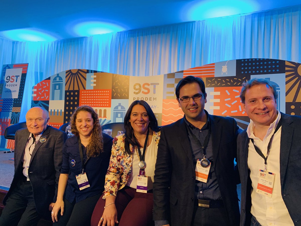 QuiriciAmalia's tweet photo. Hace 1 año inaugurábamos el #9STProdemUY +300 profesionales del ecosistema de emprendimientos de LATAM reunido en Uruguay. Aprendizaje, networking, colaboración y vínculos que siguen creciendo. ⁦@ProDemUNGS⁩ ⁦@ST_Prodem⁩ ⁦@ANDEUruguay⁩ ⁦@HugoKantis⁩ https://t.co/czn41UV6E2