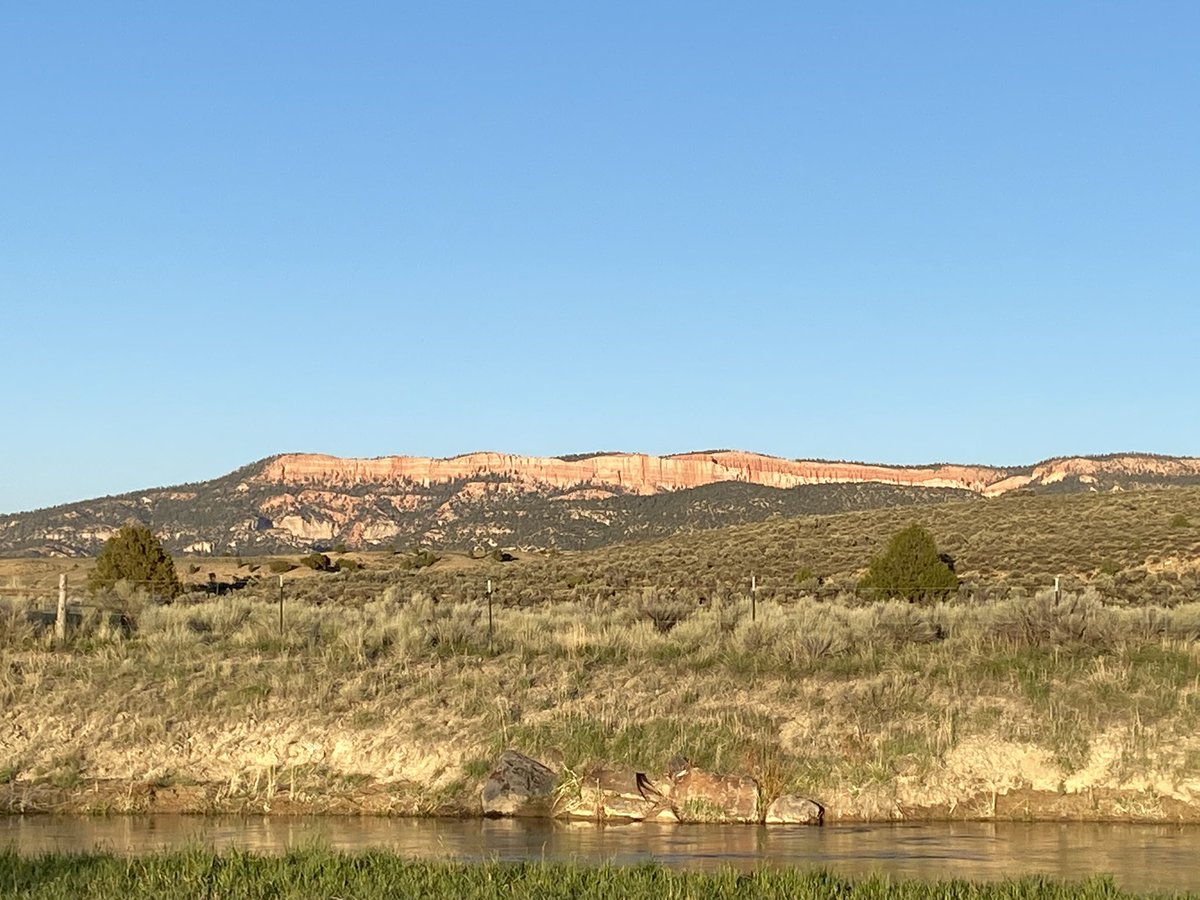 mefan4life_m's tweet photo. Weekends in Utah @MargaretOrr #Zion #Bryce #HatchUT #Camping https://t.co/GIwn3QQiVl
